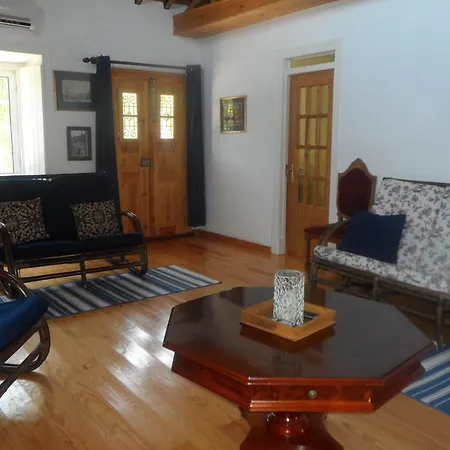 Redondo Lodges 2* Junceira